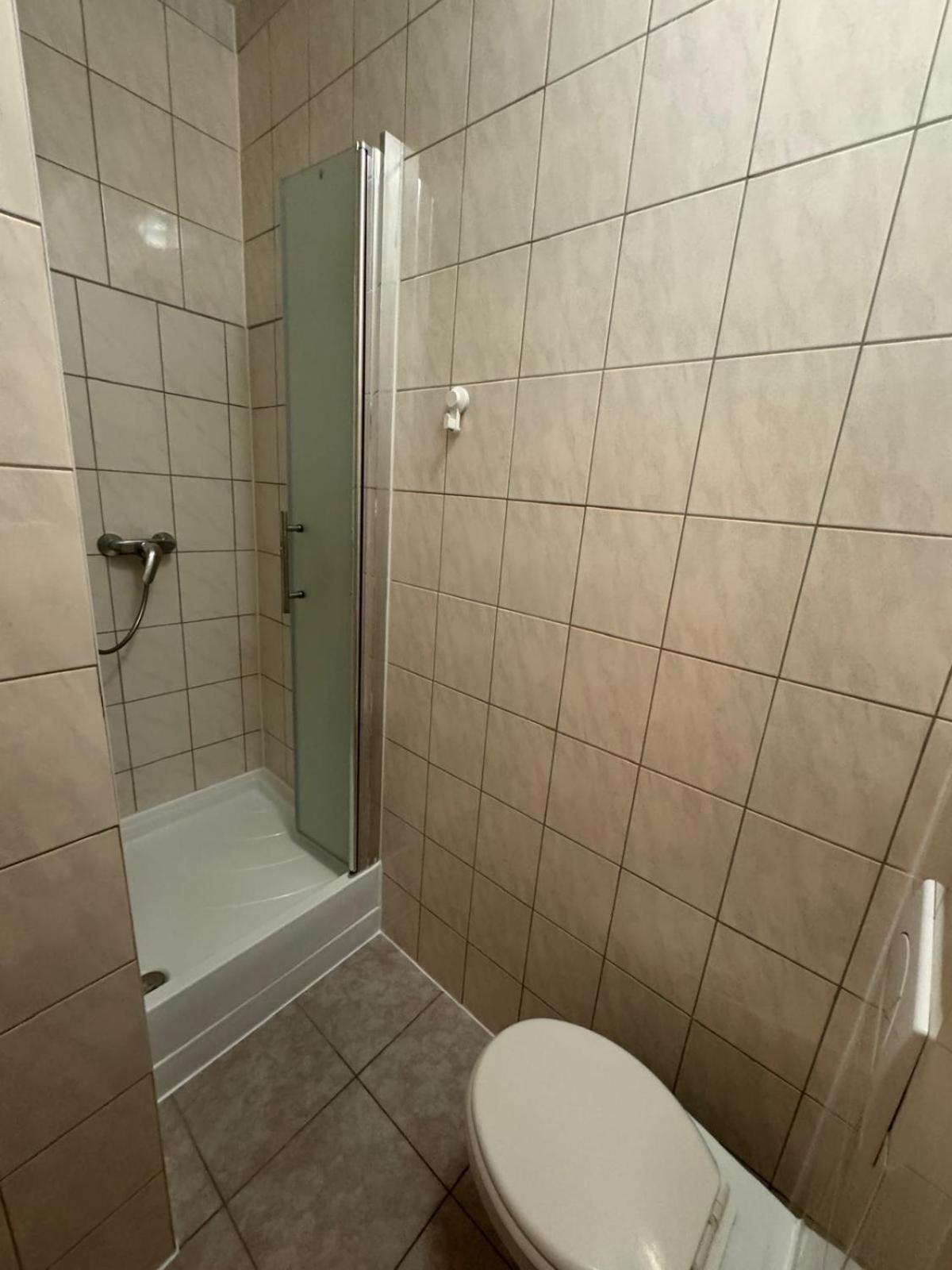 F-F Haus Monteuren Unterkunft Neuhausen auf den Fildern エクステリア 写真