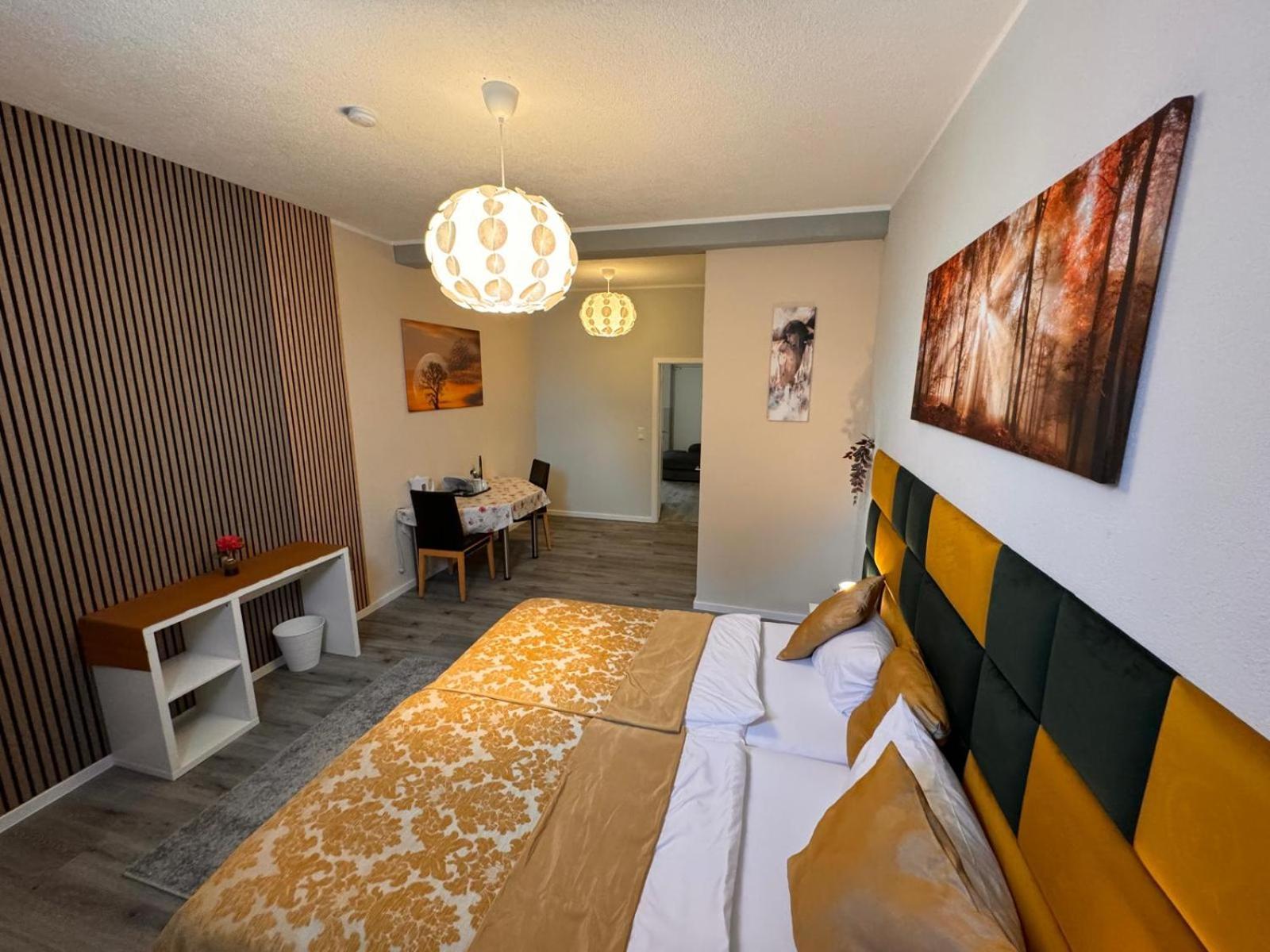 F-F Haus Monteuren Unterkunft Neuhausen auf den Fildern エクステリア 写真